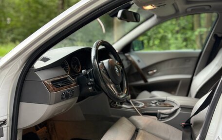 BMW 5 серия, 2006 год, 1 050 000 рублей, 12 фотография