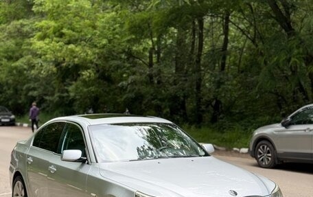 BMW 5 серия, 2006 год, 1 050 000 рублей, 3 фотография
