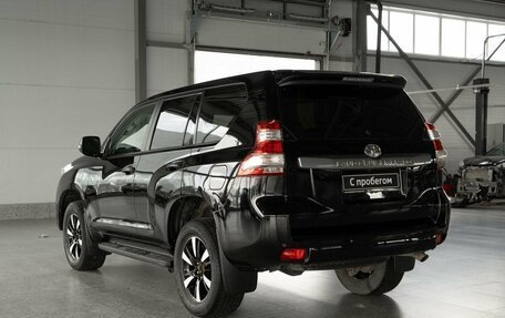 Toyota Land Cruiser Prado 150 рестайлинг 2, 2016 год, 3 140 000 рублей, 4 фотография