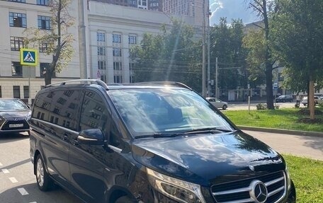 Mercedes-Benz V-Класс, 2015 год, 3 850 000 рублей, 3 фотография