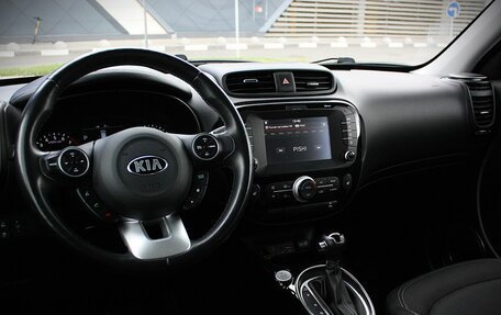 KIA Soul II рестайлинг, 2018 год, 1 783 000 рублей, 12 фотография