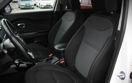 KIA Soul II рестайлинг, 2018 год, 1 783 000 рублей, 15 фотография