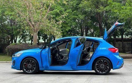 Ford Focus IV, 2022 год, 1 899 000 рублей, 5 фотография