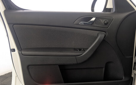 Skoda Yeti I рестайлинг, 2013 год, 1 040 000 рублей, 19 фотография