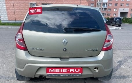 Renault Sandero I, 2011 год, 700 000 рублей, 3 фотография