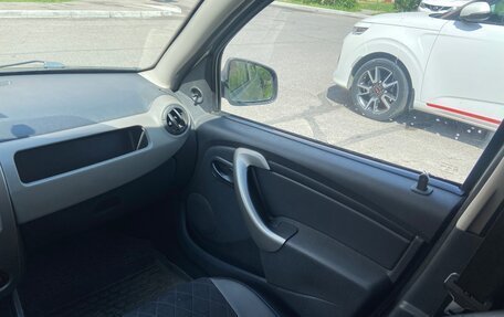 Renault Sandero I, 2011 год, 700 000 рублей, 15 фотография