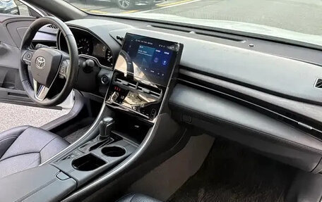 Toyota Avalon, 2023 год, 3 800 000 рублей, 16 фотография