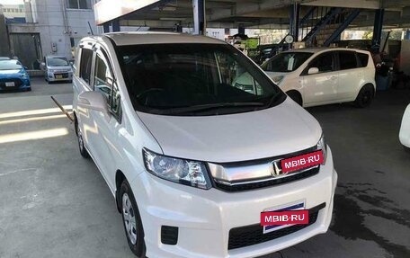 Honda Freed I, 2015 год, 1 100 000 рублей, 5 фотография