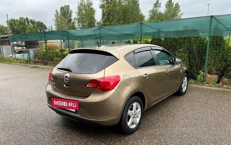 Opel Astra J, 2013 год, 745 000 рублей, 2 фотография