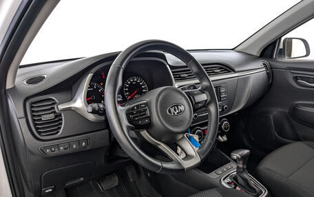 KIA Rio IV, 2021 год, 1 725 000 рублей, 15 фотография