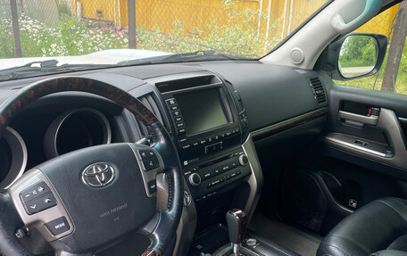 Toyota Land Cruiser 200, 2011 год, 4 450 000 рублей, 7 фотография