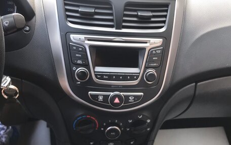 Hyundai Solaris II рестайлинг, 2015 год, 1 320 000 рублей, 14 фотография