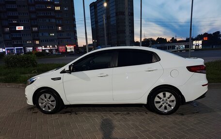 KIA Rio III рестайлинг, 2015 год, 920 000 рублей, 6 фотография