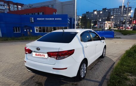 KIA Rio III рестайлинг, 2015 год, 920 000 рублей, 5 фотография