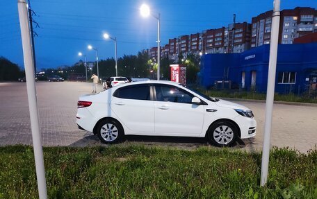 KIA Rio III рестайлинг, 2015 год, 920 000 рублей, 8 фотография