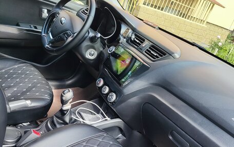 KIA Rio III рестайлинг, 2015 год, 920 000 рублей, 17 фотография