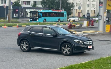 Mercedes-Benz GLA, 2015 год, 2 400 000 рублей, 13 фотография