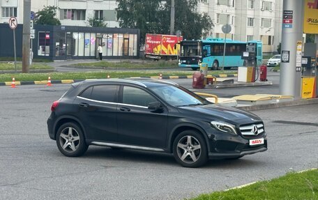 Mercedes-Benz GLA, 2015 год, 2 400 000 рублей, 14 фотография