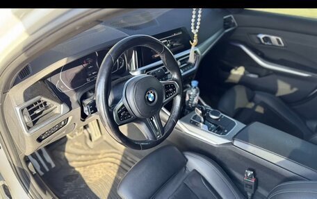 BMW 3 серия, 2020 год, 2 500 000 рублей, 18 фотография