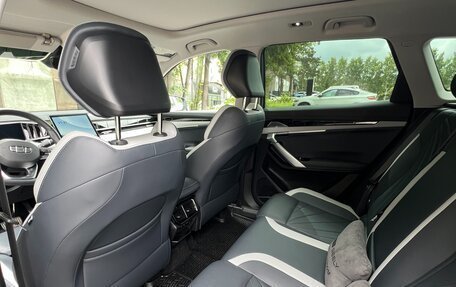 Geely Atlas, 2023 год, 2 950 000 рублей, 5 фотография