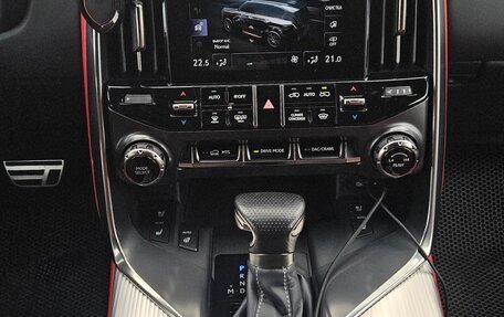 Lexus LX, 2023 год, 19 000 000 рублей, 9 фотография