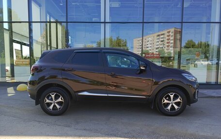 Renault Kaptur I рестайлинг, 2017 год, 1 398 900 рублей, 5 фотография