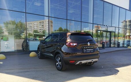 Renault Kaptur I рестайлинг, 2017 год, 1 398 900 рублей, 8 фотография