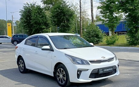KIA Rio IV, 2017 год, 1 050 000 рублей, 3 фотография