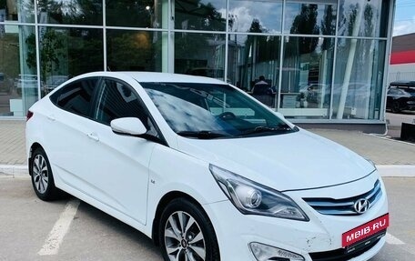 Hyundai Solaris II рестайлинг, 2016 год, 1 080 000 рублей, 2 фотография