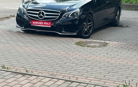 Mercedes-Benz E-Класс, 2013 год, 1 900 000 рублей, 1 фотография