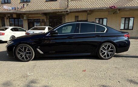 BMW 5 серия, 2022 год, 5 700 000 рублей, 2 фотография