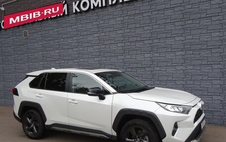 Toyota RAV4, 2022 год, 3 500 000 рублей, 3 фотография