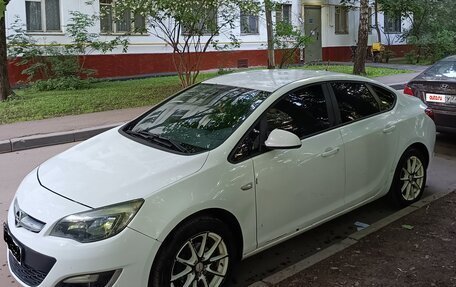 Opel Astra J, 2013 год, 770 000 рублей, 5 фотография