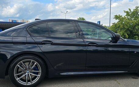 BMW 5 серия, 2019 год, 3 050 000 рублей, 5 фотография
