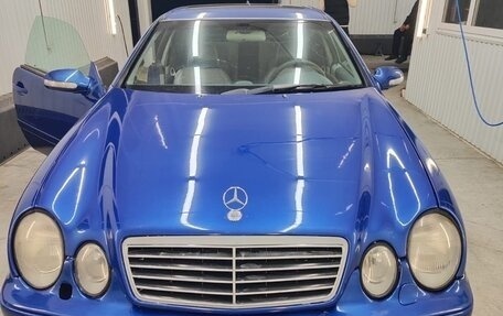 Mercedes-Benz CLK-Класс, 2000 год, 450 000 рублей, 3 фотография