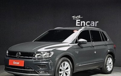 Volkswagen Tiguan II, 2020 год, 2 168 000 рублей, 1 фотография