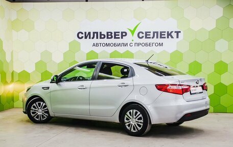 KIA Rio III рестайлинг, 2015 год, 900 000 рублей, 6 фотография
