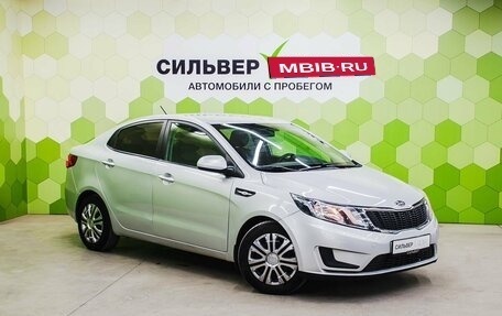 KIA Rio III рестайлинг, 2015 год, 900 000 рублей, 5 фотография