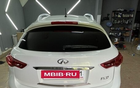 Infiniti FX II, 2010 год, 1 800 000 рублей, 9 фотография
