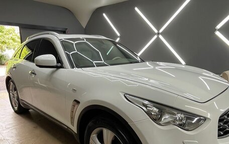 Infiniti FX II, 2010 год, 1 800 000 рублей, 16 фотография