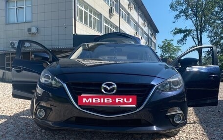 Mazda 3, 2016 год, 1 999 999 рублей, 2 фотография