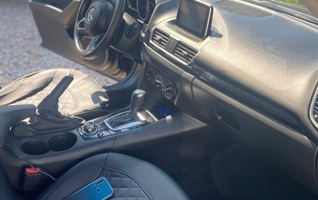 Mazda 3, 2016 год, 1 999 999 рублей, 11 фотография