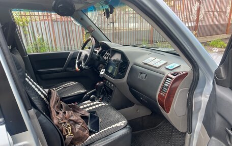 Mitsubishi Pajero III рестайлинг, 2006 год, 650 000 рублей, 9 фотография