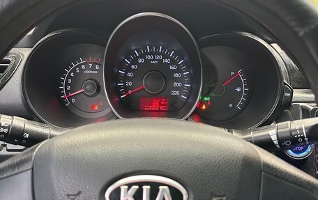 KIA Rio III рестайлинг, 2011 год, 900 000 рублей, 16 фотография