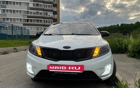 KIA Rio III рестайлинг, 2011 год, 900 000 рублей, 12 фотография