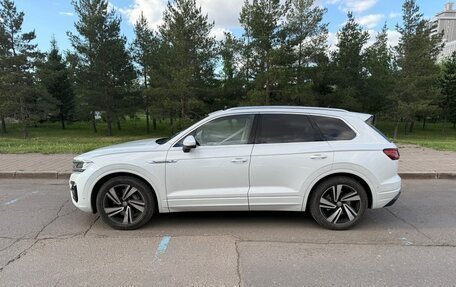 Volkswagen Touareg III, 2018 год, 7 850 000 рублей, 3 фотография