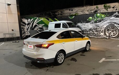 Hyundai Solaris II рестайлинг, 2017 год, 690 000 рублей, 5 фотография