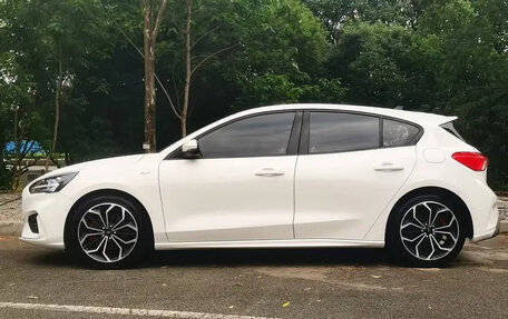 Ford Focus IV, 2020 год, 1 200 000 рублей, 5 фотография