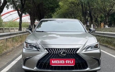 Lexus ES VII, 2021 год, 2 600 000 рублей, 2 фотография