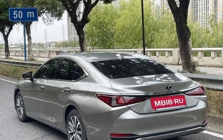 Lexus ES VII, 2021 год, 2 600 000 рублей, 11 фотография